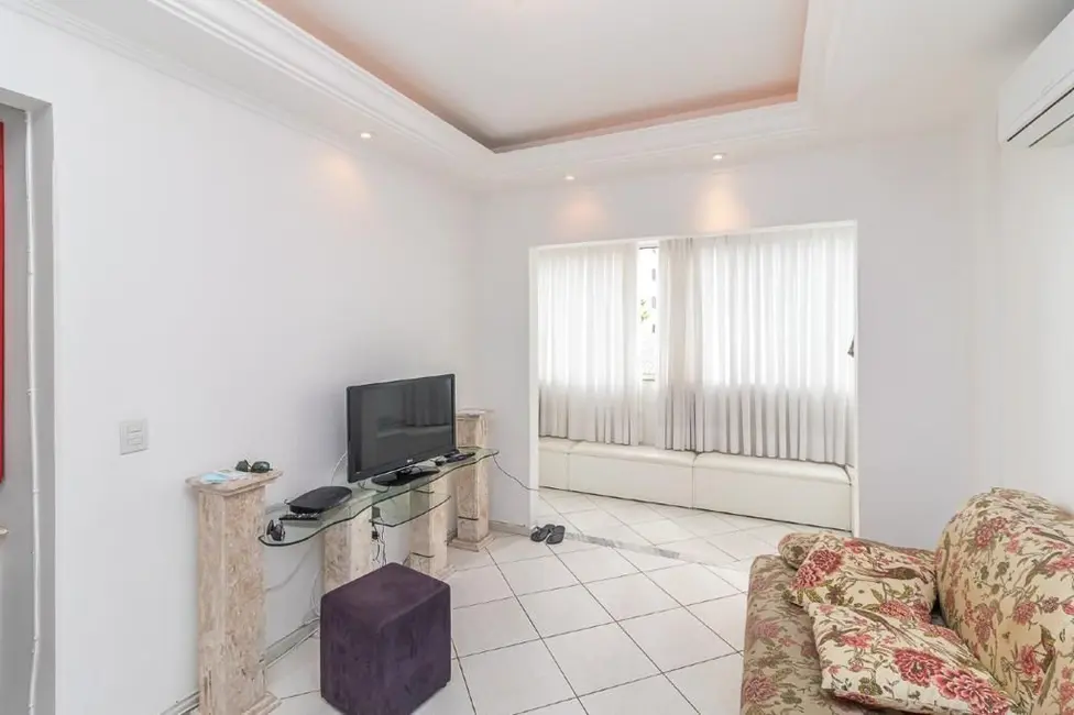 Apartamento com 2 quartos à venda, 104m2 em Centro, Balneario Camboriu - SC - imagem 5 Foto 5 de Apartamento com 2 quartos à venda, 104m2 em Centro, Balneario Camboriu - SC