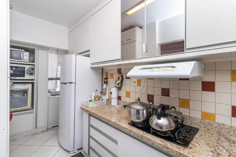 Apartamento com 2 quartos à venda, 104m2 em Centro, Balneario Camboriu - SC - imagem 6 Foto 6 de Apartamento com 2 quartos à venda, 104m2 em Centro, Balneario Camboriu - SC