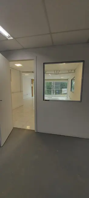Foto 6 de Sala Comercial com 1 quarto para alugar, 330m2 em Fazendinha, Itajai - SC