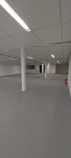 Foto 5 de Sala Comercial com 1 quarto para alugar, 330m2 em Fazendinha, Itajai - SC