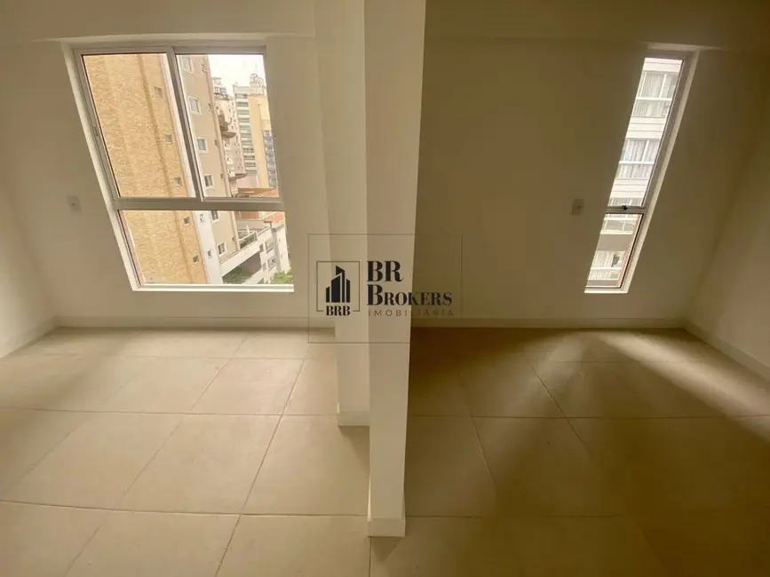 Apartamento com 3 quartos para alugar, 97m2 em Centro, Balneario Camboriu - SC - imagem 8 Foto 8 de Apartamento com 3 quartos para alugar, 97m2 em Centro, Balneario Camboriu - SC