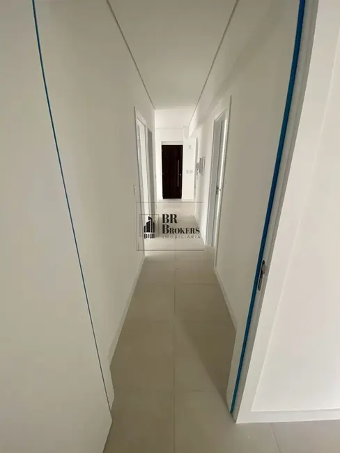 Apartamento com 3 quartos para alugar, 97m2 em Centro, Balneario Camboriu - SC - imagem 9 Foto 9 de Apartamento com 3 quartos para alugar, 97m2 em Centro, Balneario Camboriu - SC