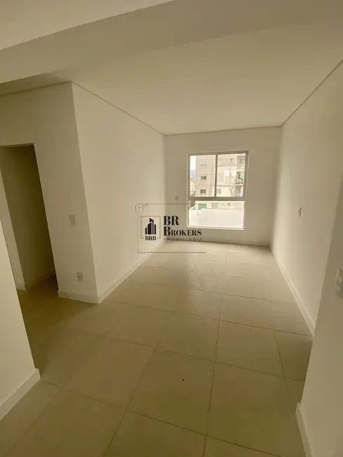 Apartamento com 3 quartos para alugar, 97m2 em Centro, Balneario Camboriu - SC - imagem 3 Foto 3 de Apartamento com 3 quartos para alugar, 97m2 em Centro, Balneario Camboriu - SC