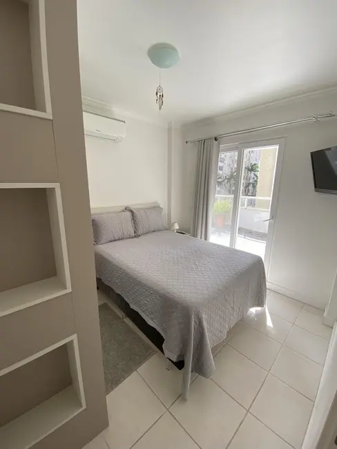 Apartamento com 3 quartos à venda, 226m2 em Centro, Balneario Camboriu - SC - imagem 8 Foto 8 de Apartamento com 3 quartos à venda, 226m2 em Centro, Balneario Camboriu - SC