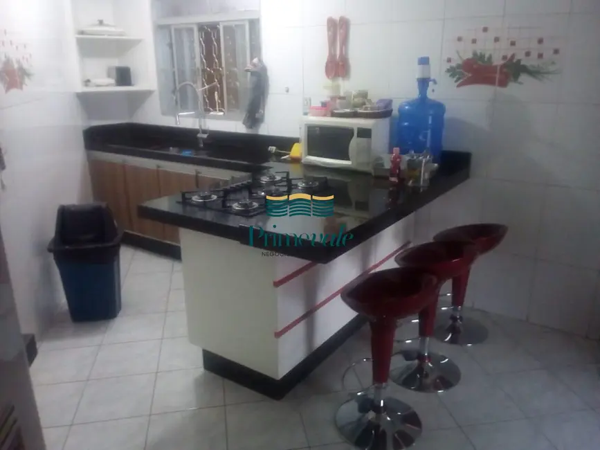 Sobrado com 2 quartos à venda, 77m2 em Sao Jose Dos Campos - SP - imagem 2 Foto 2 de Sobrado com 2 quartos à venda, 77m2 em Sao Jose Dos Campos - SP