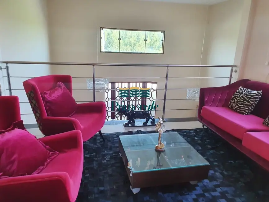 Foto 3 de Sobrado com 5 quartos à venda, 380m2 em Village das Flores, Cacapava - SP