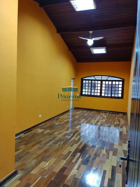 Sobrado com 4 quartos à venda, 326m2 em Sao Jose Dos Campos - SP - imagem 3 Foto 3 de Sobrado com 4 quartos à venda, 326m2 em Sao Jose Dos Campos - SP
