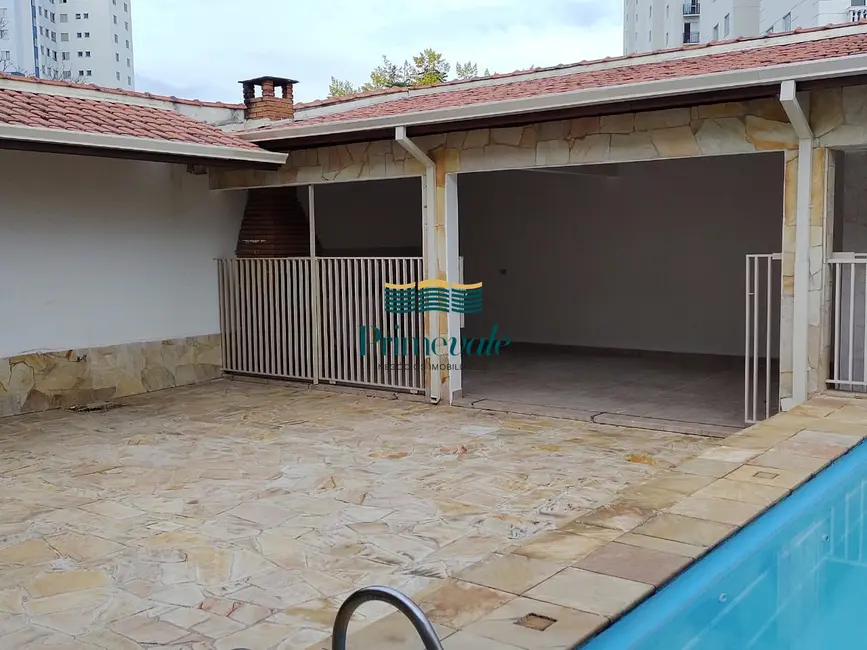 Sobrado com 4 quartos à venda, 326m2 em Sao Jose Dos Campos - SP - imagem 2 Foto 2 de Sobrado com 4 quartos à venda, 326m2 em Sao Jose Dos Campos - SP
