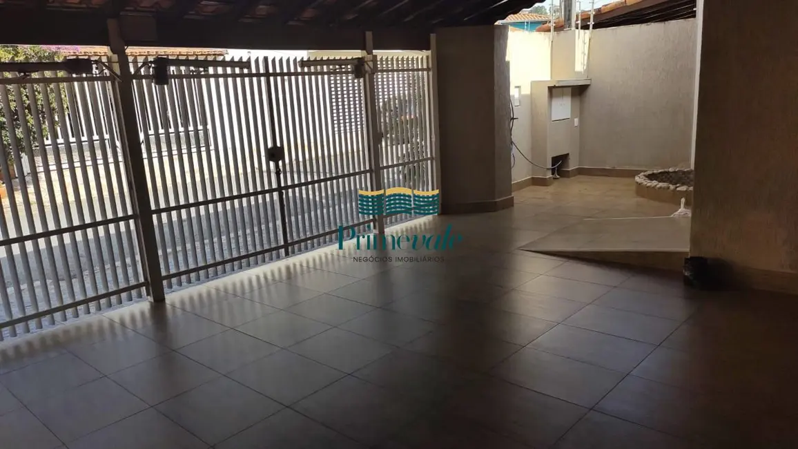 Casa com 3 quartos à venda, 160m2 em Cidade Jardim, Jacarei - SP - imagem 8 Foto 8 de Casa com 3 quartos à venda, 160m2 em Cidade Jardim, Jacarei - SP