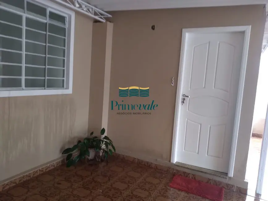 Foto 2 de Casa com 3 quartos à venda, 200m2 em Sao Jose Dos Campos - SP