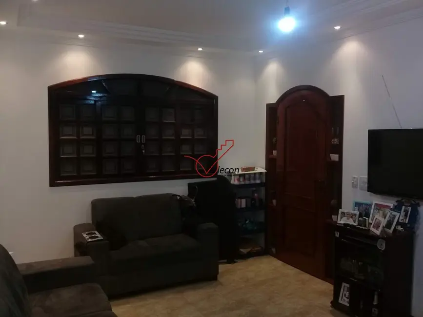 Foto 1 de Sobrado com 3 quartos à venda, 220m2 em Sao Jose Dos Campos - SP