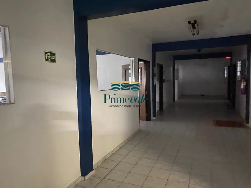 Prédio Inteiro com 10 quartos à venda, 1000m2 em Sao Jose Dos Campos - SP - imagem 8 Foto 8 de Prédio Inteiro com 10 quartos à venda, 1000m2 em Sao Jose Dos Campos - SP