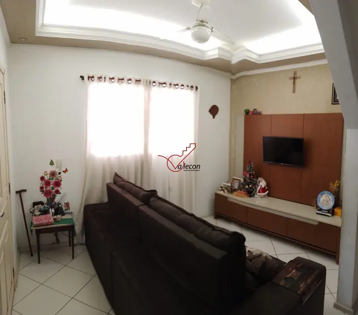 Foto 2 de Casa de Condomínio com 3 quartos à venda, 76m2 em Sao Jose Dos Campos - SP