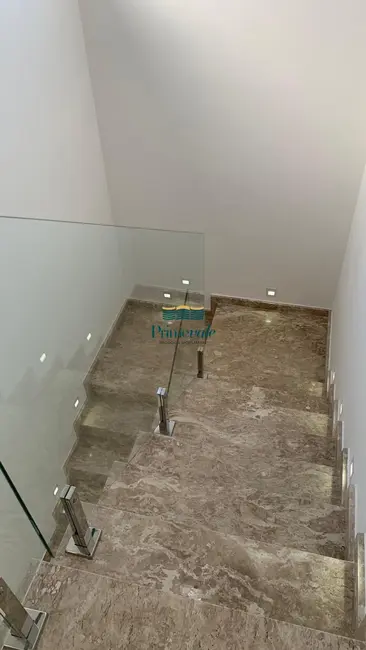 Casa com 3 quartos à venda, 193m2 em Parque Residencial Maria Elmira, Cacapava - SP - imagem 7 Foto 7 de Casa com 3 quartos à venda, 193m2 em Parque Residencial Maria Elmira, Cacapava - SP