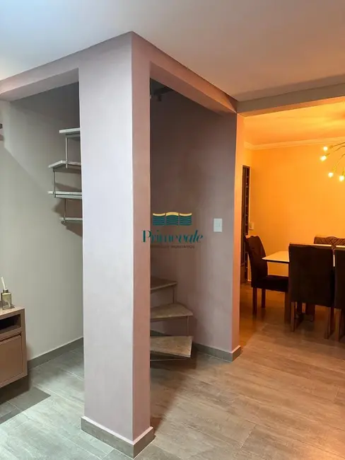 Foto 3 de Casa com 2 quartos à venda, 141m2 em Sao Jose Dos Campos - SP