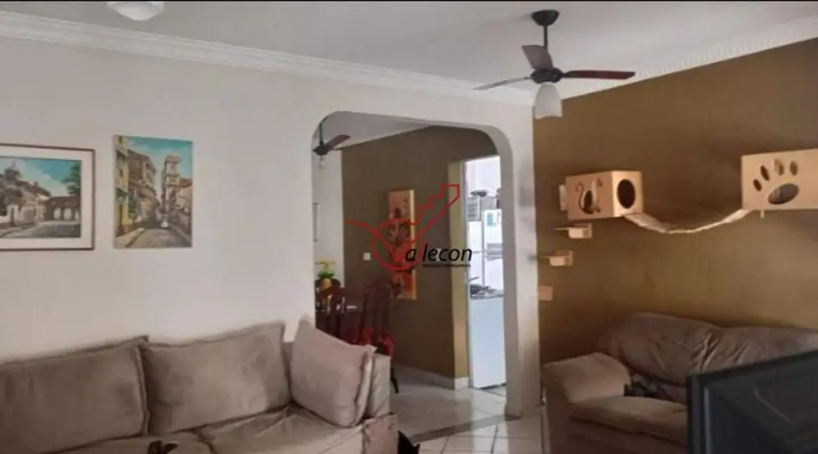 Foto 1 de Casa com 3 quartos à venda, 250m2 em Sao Jose Dos Campos - SP