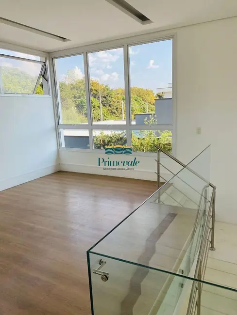 Casa com 3 quartos à venda, 322m2 em Jardim Califórnia, Jacarei - SP - imagem 5 Foto 5 de Casa com 3 quartos à venda, 322m2 em Jardim Califórnia, Jacarei - SP