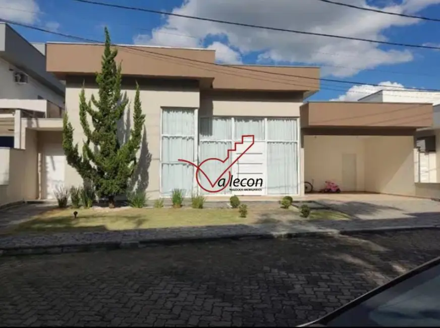 Foto 1 de Casa com 3 quartos à venda, 210m2 em Jardim Caçapava, Cacapava - SP