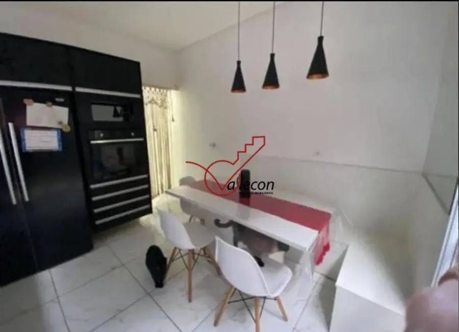 Foto 1 de Casa com 2 quartos à venda, 80m2 em Sao Jose Dos Campos - SP
