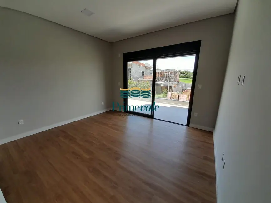 Foto 4 de Casa de Condomínio com 3 quartos à venda, 197m2 em Caçapava Velha, Cacapava - SP