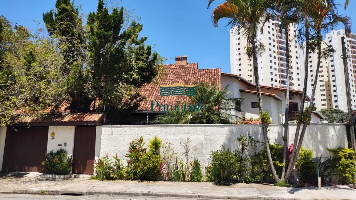 Casa com 5 quartos à venda, 335m2 em Sao Jose Dos Campos - SP - imagem 1 Foto 1 de Casa com 5 quartos à venda, 335m2 em Sao Jose Dos Campos - SP