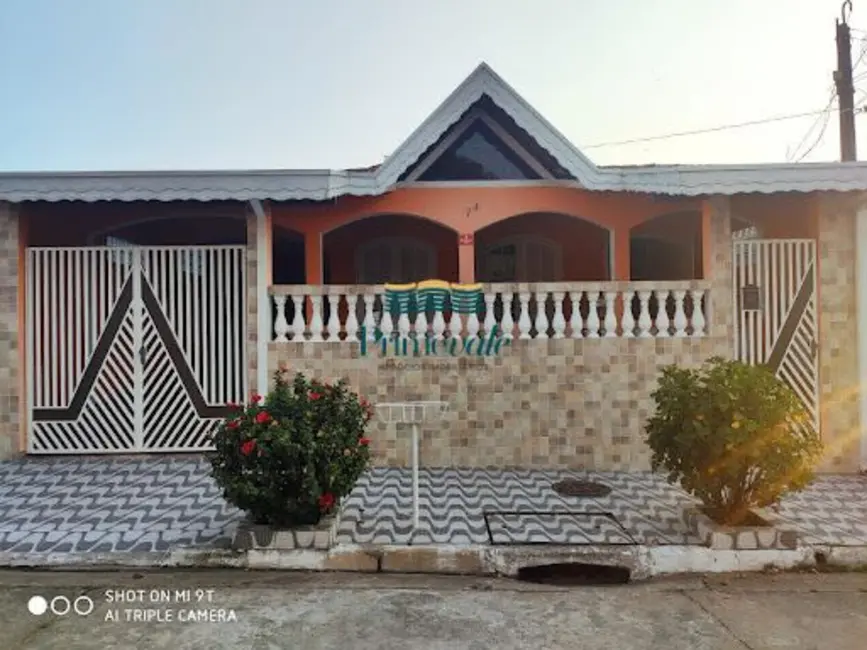Casa com 3 quartos à venda, 250m2 em Sao Jose Dos Campos - SP - imagem 2 Foto 2 de Casa com 3 quartos à venda, 250m2 em Sao Jose Dos Campos - SP
