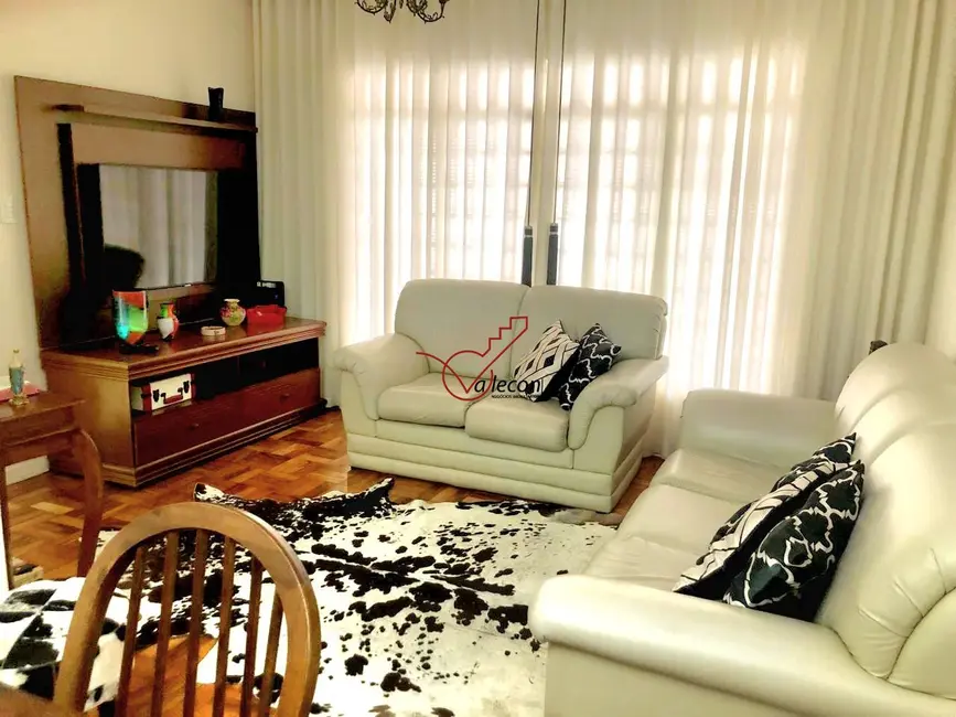 Foto 1 de Casa com 3 quartos à venda, 106m2 em Jardim Mesquita, Jacarei - SP