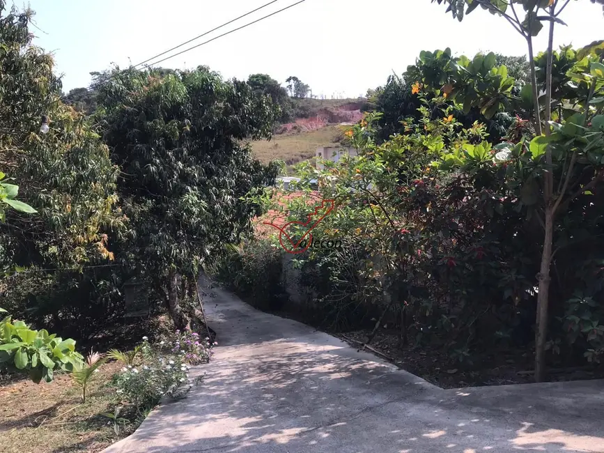 Foto 2 de Chácara com 2 quartos para alugar, 150m2 em Sao Jose Dos Campos - SP