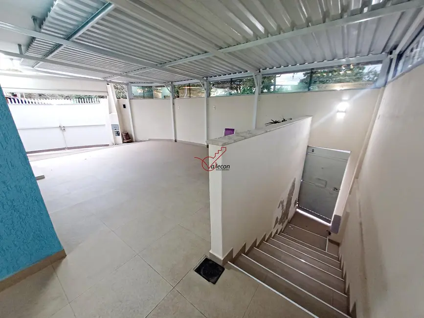 Foto 2 de Sobrado com 5 quartos à venda, 111m2 em Sao Jose Dos Campos - SP