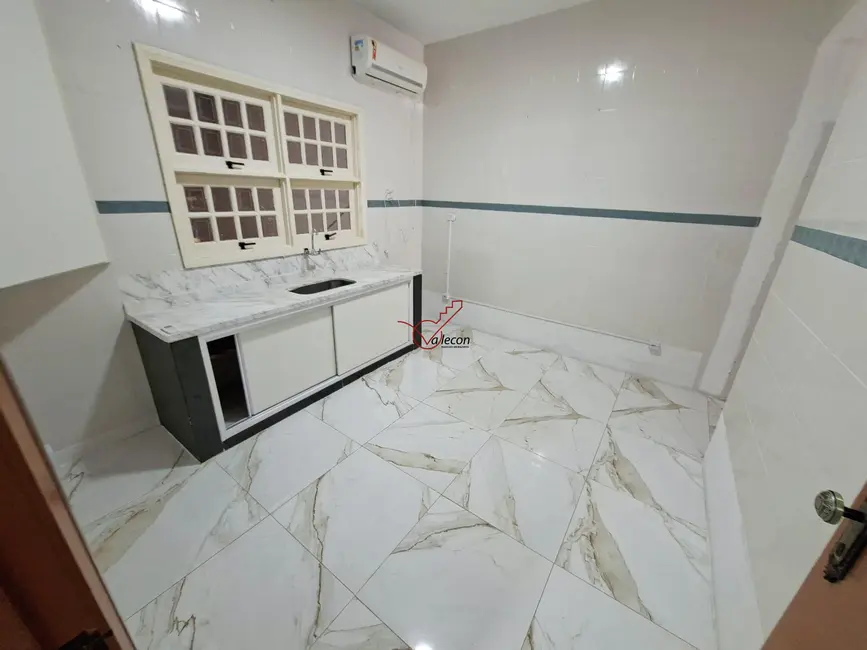 Foto 5 de Casa com 4 quartos à venda, 170m2 em Sao Jose Dos Campos - SP