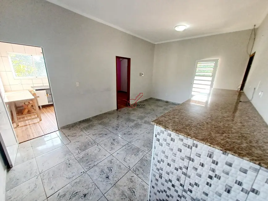 Foto 4 de Chácara com 2 quartos para alugar, 150m2 em Sao Jose Dos Campos - SP