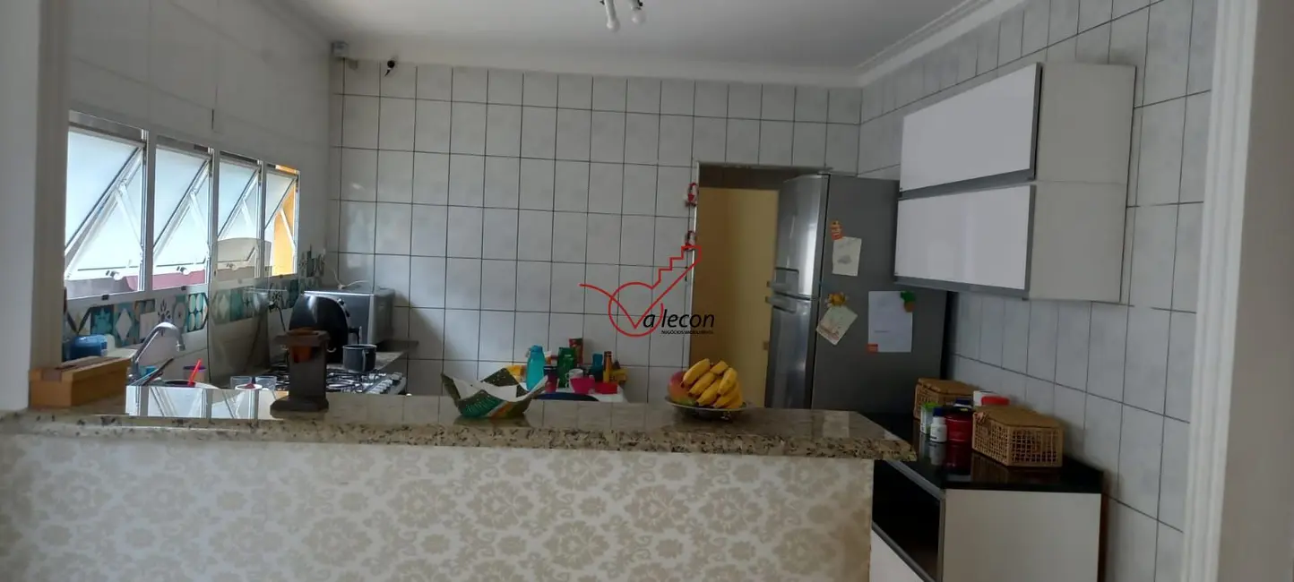 Foto 2 de Sobrado com 2 quartos à venda, 150m2 em Sao Jose Dos Campos - SP