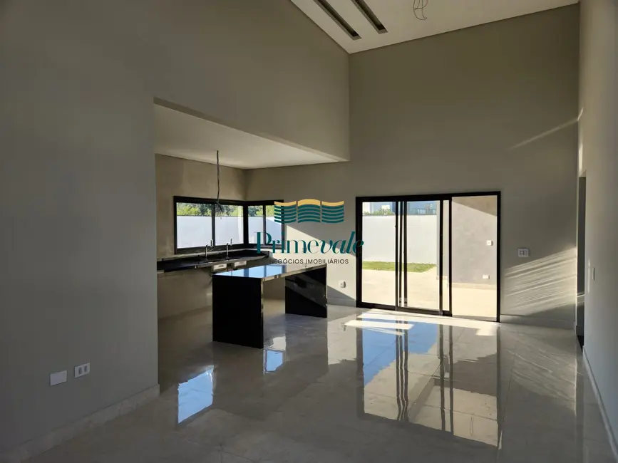 Foto 3 de Casa de Condomínio com 4 quartos à venda, 187m2 em Cacapava - SP