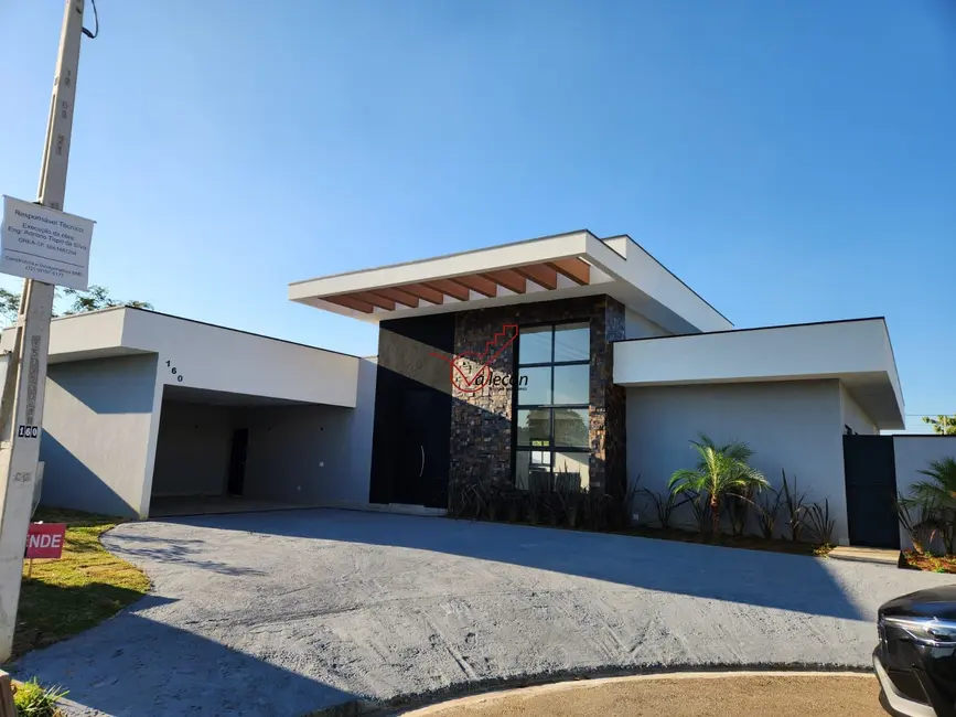 Foto 2 de Casa de Condomínio com 4 quartos à venda, 187m2 em Cacapava - SP