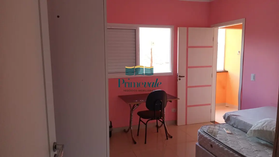 Sobrado com 5 quartos à venda, 100m2 em Sao Jose Dos Campos - SP - imagem 8 Foto 8 de Sobrado com 5 quartos à venda, 100m2 em Sao Jose Dos Campos - SP