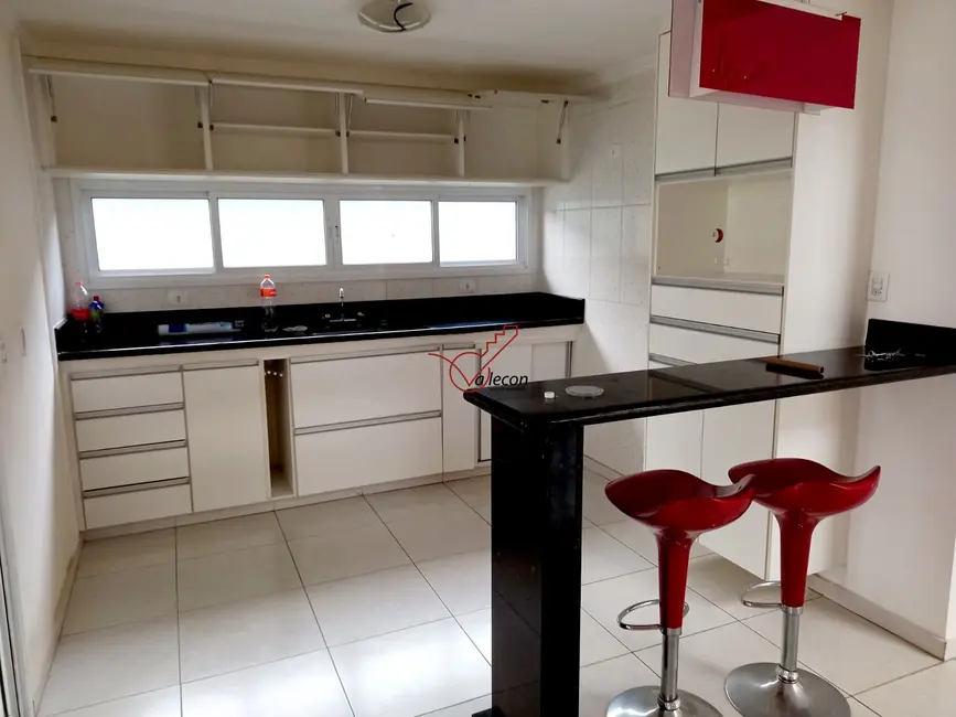 Foto 2 de Casa de Condomínio com 3 quartos à venda, 178m2 em Bairro do Grama, Cacapava - SP