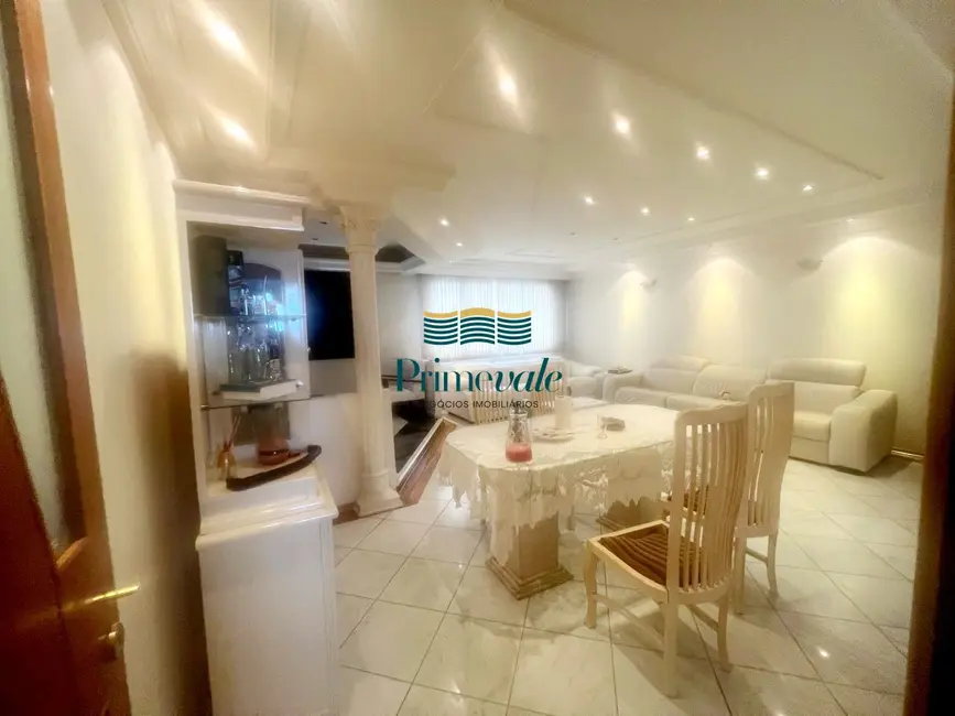 Foto 3 de Apartamento com 3 quartos à venda, 146m2 em Sao Jose Dos Campos - SP