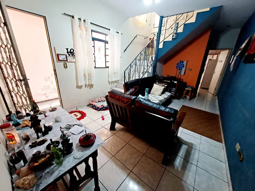 Foto 2 de Sobrado com 3 quartos à venda, 89m2 em Sao Jose Dos Campos - SP