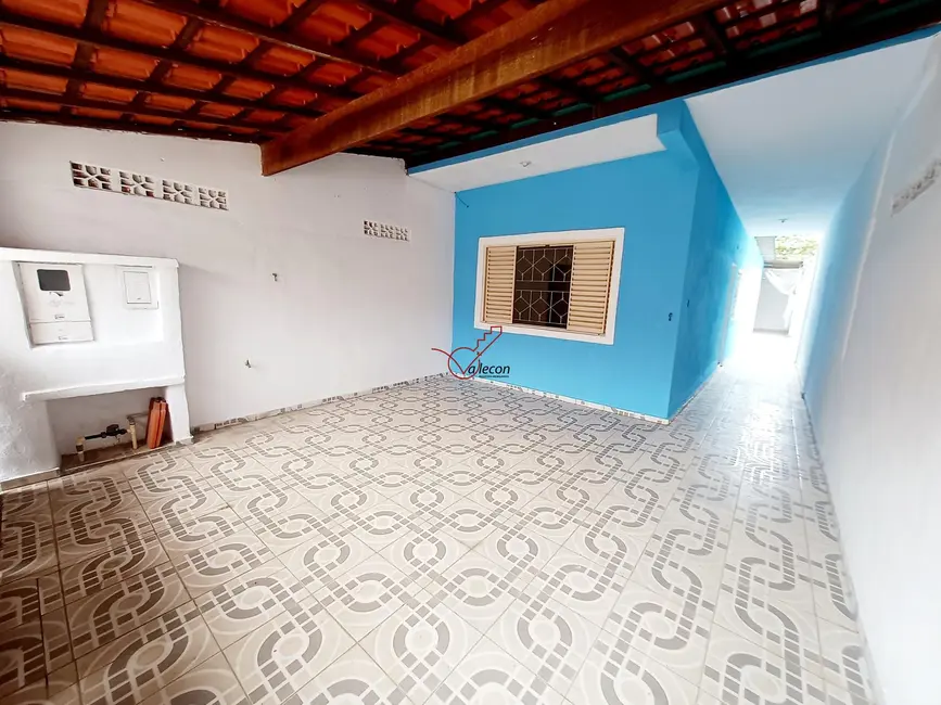 Foto 2 de Casa com 2 quartos à venda, 65m2 em Sao Jose Dos Campos - SP