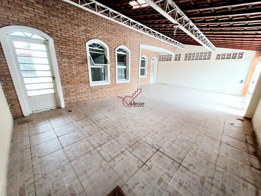 Foto 2 de Sobrado com 4 quartos à venda, 325m2 em Sao Jose Dos Campos - SP