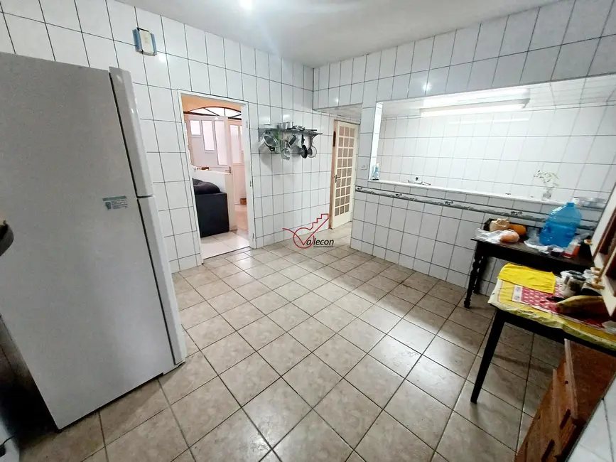 Casa com 3 quartos à venda, 131m2 em Sao Jose Dos Campos - SP - imagem 9 Foto 9 de Casa com 3 quartos à venda, 131m2 em Sao Jose Dos Campos - SP