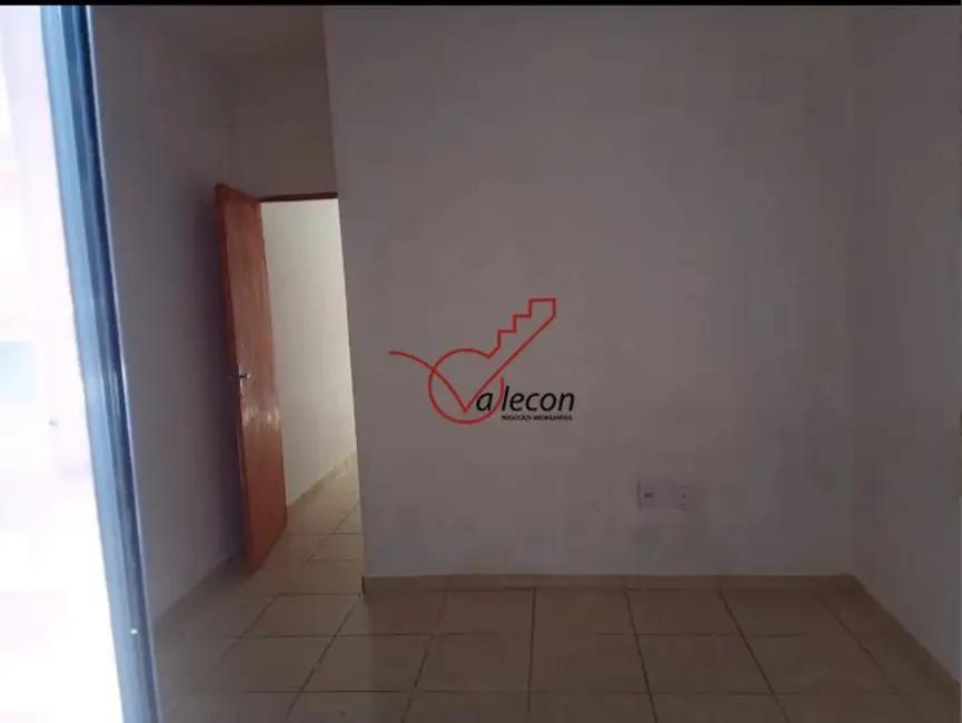 Foto 3 de Casa com 2 quartos à venda, 90m2 em Residencial Aldeias da Serra, Cacapava - SP