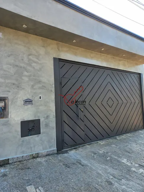 Foto 2 de Casa com 3 quartos à venda, 133m2 em Parque Residencial Maria Elmira, Cacapava - SP