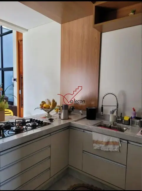 Foto 7 de Casa com 3 quartos à venda, 300m2 em Jardim Santa Maria, Jacarei - SP