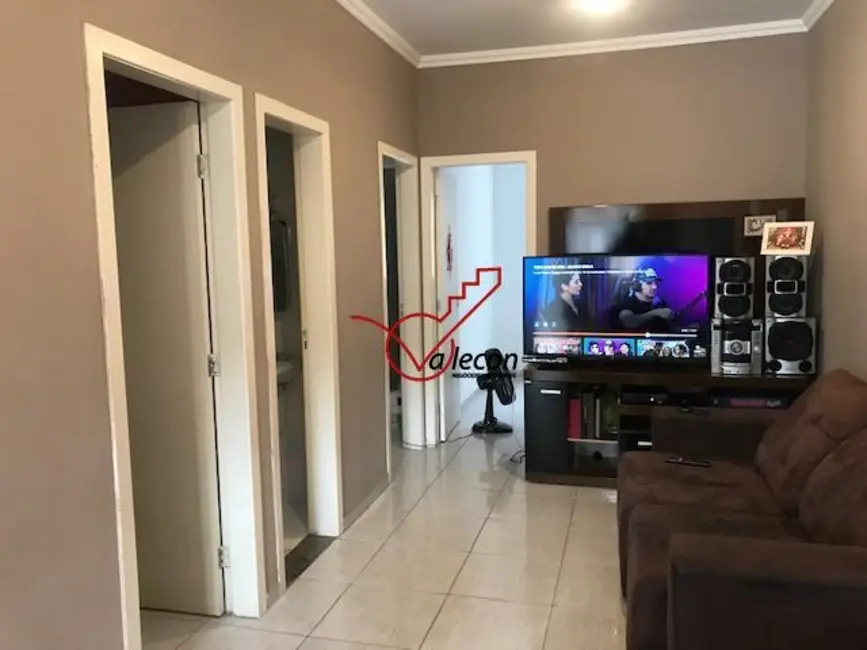 Casa com 3 quartos à venda, 90m2 em Sao Jose Dos Campos - SP - imagem 3 Foto 3 de Casa com 3 quartos à venda, 90m2 em Sao Jose Dos Campos - SP