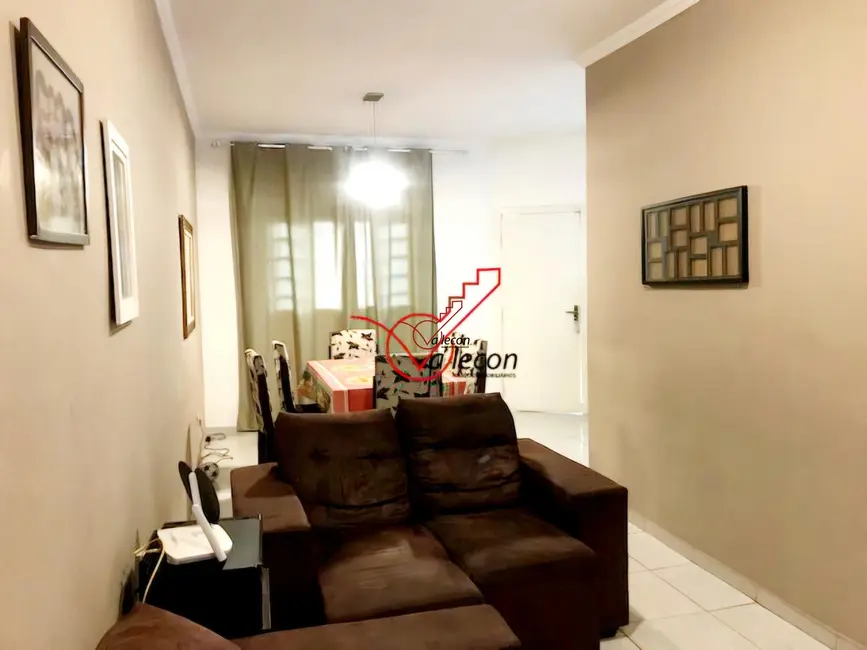 Casa com 3 quartos à venda, 90m2 em Sao Jose Dos Campos - SP - imagem 5 Foto 5 de Casa com 3 quartos à venda, 90m2 em Sao Jose Dos Campos - SP