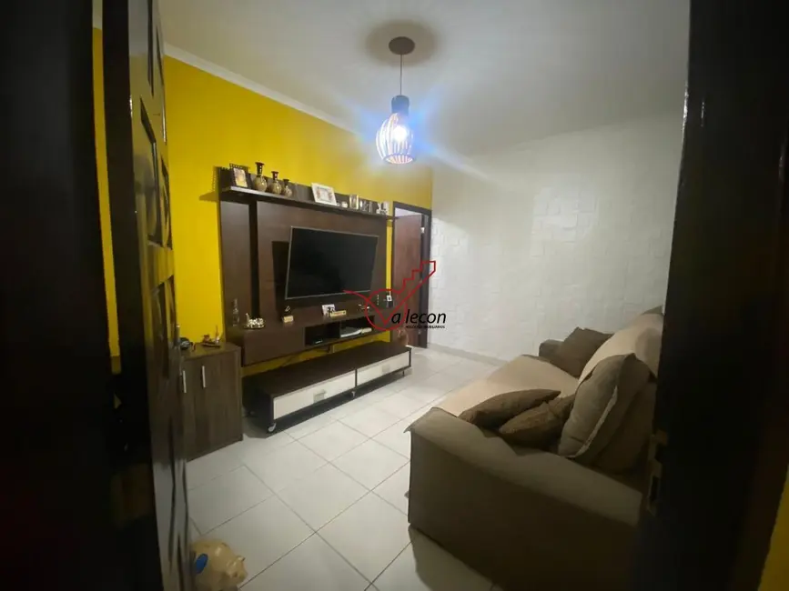 Foto 2 de Casa com 3 quartos à venda, 104m2 em Sao Jose Dos Campos - SP