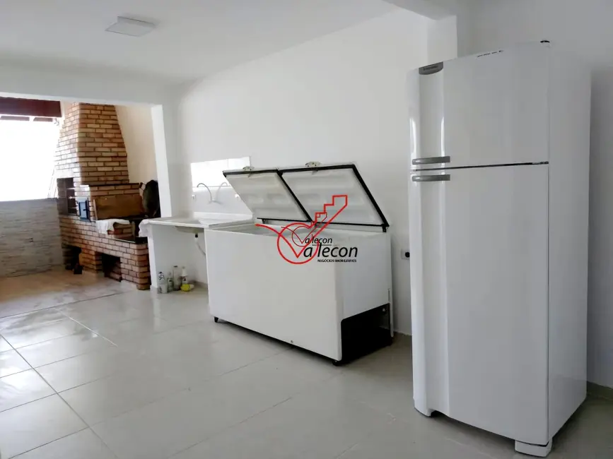 Casa com 2 quartos à venda, 150m2 em Sao Jose Dos Campos - SP - imagem 3 Foto 3 de Casa com 2 quartos à venda, 150m2 em Sao Jose Dos Campos - SP