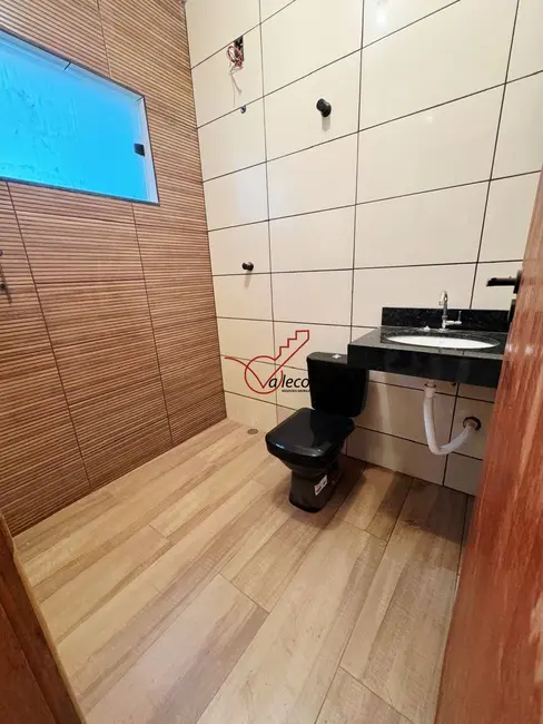 Foto 8 de Casa com 2 quartos à venda, 70m2 em Jardim Panorama, Cacapava - SP