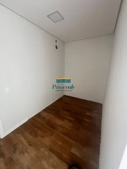Casa com 4 quartos à venda, 580m2 em Sao Jose Dos Campos - SP - imagem 5 Foto 5 de Casa com 4 quartos à venda, 580m2 em Sao Jose Dos Campos - SP